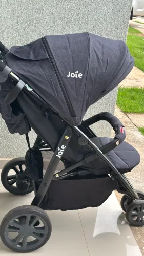 Carrinho de bebê Importado Joiê 