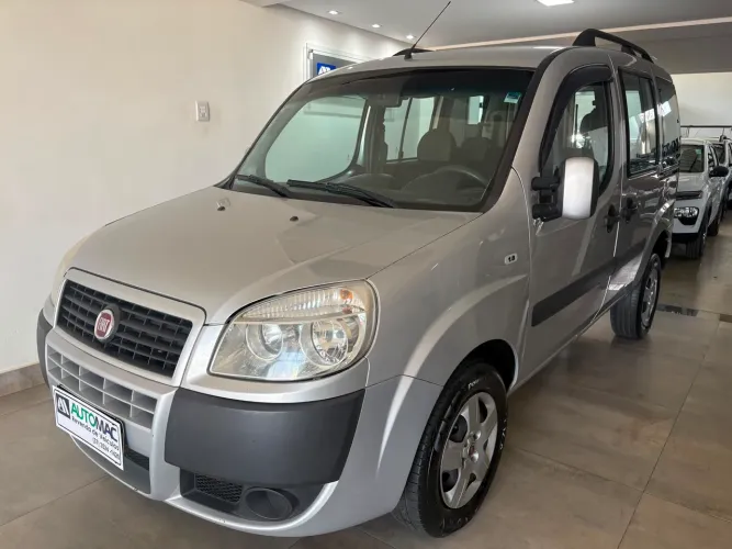 Fiat Doblo Essence 1.8 Flex 16V 5P 2017