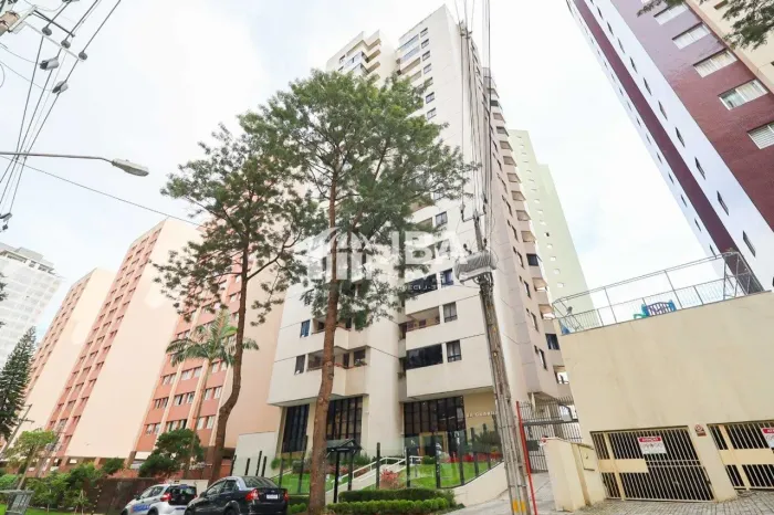 APARTAMENTO NO CRISTO REI