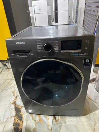 Máquina lava e seca