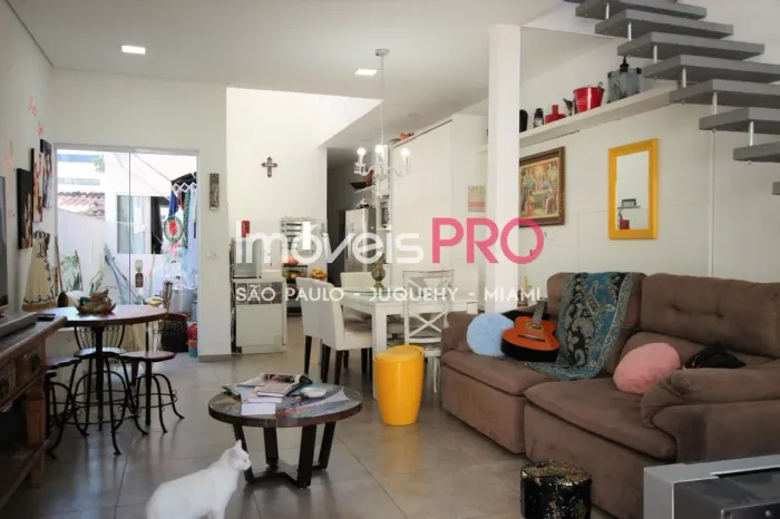 Sobrado com excelente localização na Vila Olímpia.