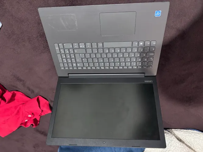 Notebook Lenovo - Retirar Peças
