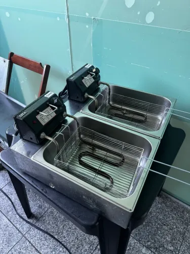 Fritadeira elétrica 10 litros 2 Cubas Inox