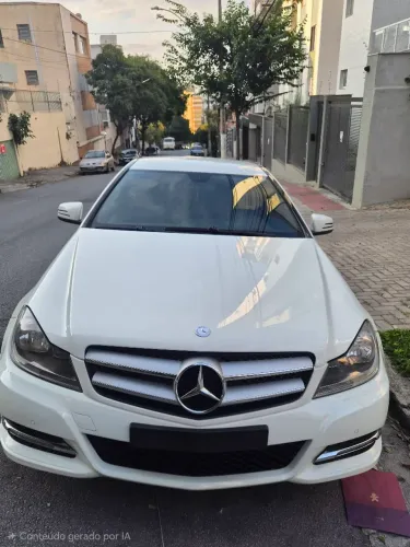 Mercedes-Benz C-180 CGI Coupe 1.8 16V 156cv Aut. 2012