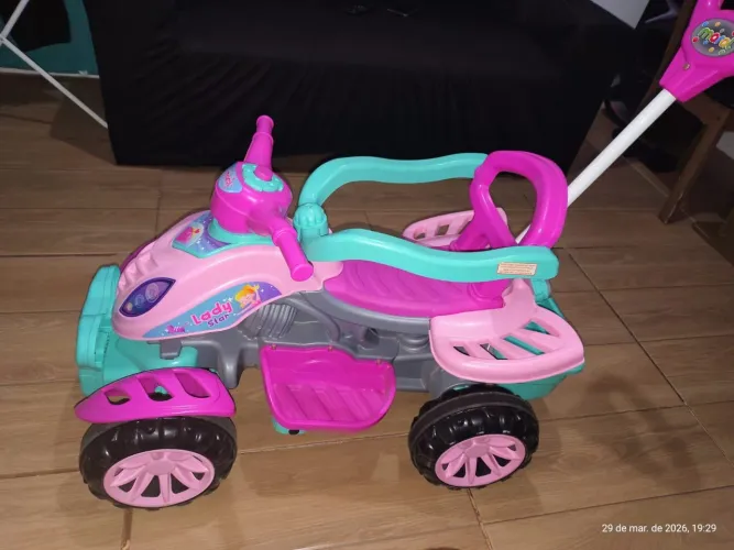 Carrinho de Passeio Infantil Quadriciclo Lady Star Rosa