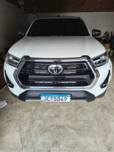 Toyota Hilux CD SRX Plus 4X4 2.8 TDI Die. Aut. 2024