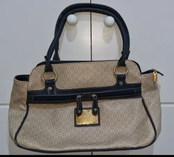 Bolsa Mônica Sanches