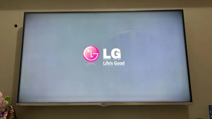 TV LG 47? Smart LED - Wi-Fi - Netflix / Prime / YouTube