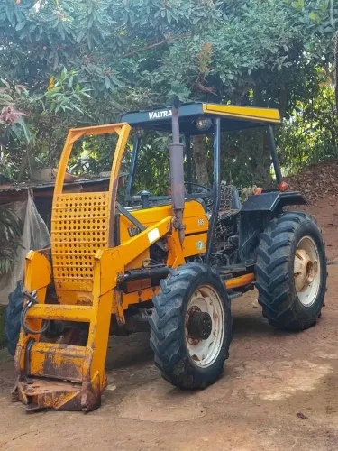 Trator Valtra 685 2007