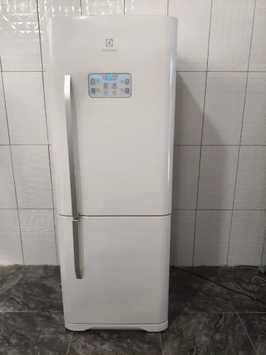 Geladeira ELECTROLUX INVERSE DB53 FROST FREE 454 LITROS (127V)