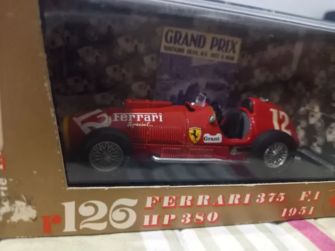 Miniatura Ferrari 375 F1 1951 escala 1:43