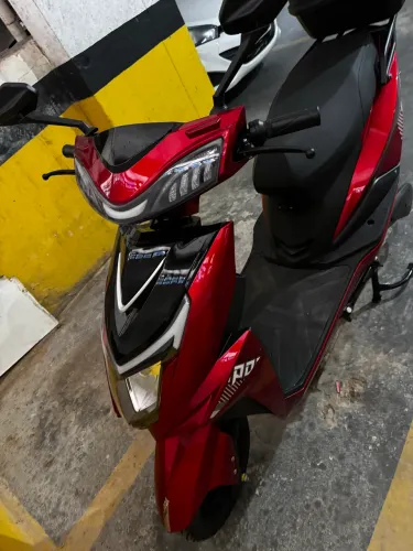 Moto elétrica TFG SUPER NOVA SEM USO