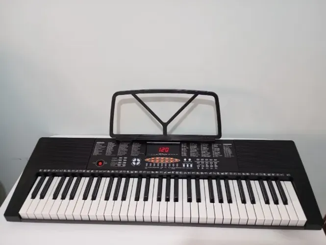 MarcaTeclado Musical Profissional 61 Teclas LCD Timbres 