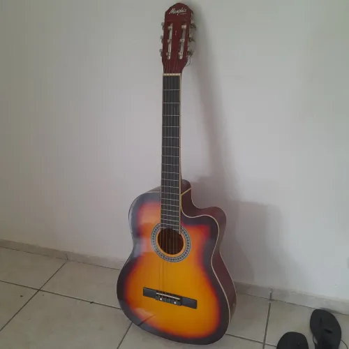 Vendo violão Memphis AC 40