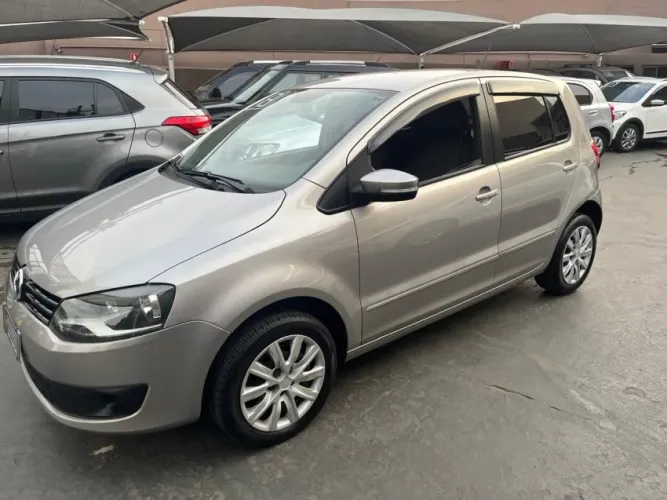 Volkswagen Fox Trendline 1.0 Flex 8V 5P 2013