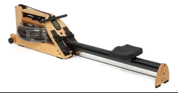 Máquina remo a água - WaterRower 