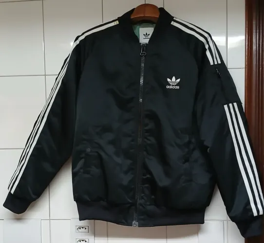 Jaqueta Bomber Adidas Preta Edição Limitada Hattie Stewart Tamanho M Feminina<br>