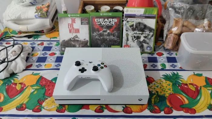 Vendo Xbox one s