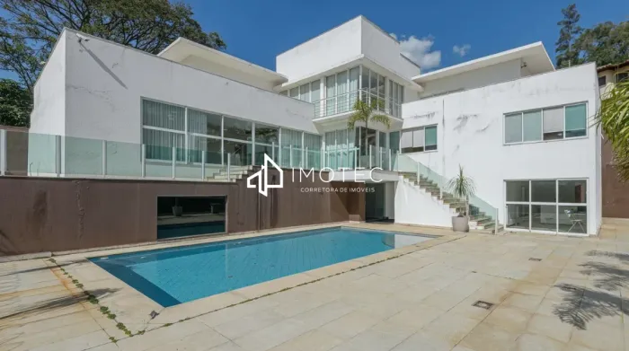 Casa residencial à venda no Mangabeiras com 7 quartos, 5 suítes e 10 vagas