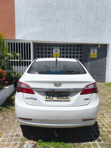 Hyundai HB20S C.plus/c.style1.0 Flex 12V Mec. 4P 2014
