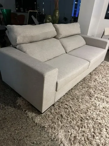 Sofá retrátil e reclinável