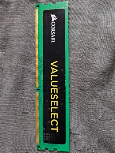 1 memória  RAM Valueselect 4gb