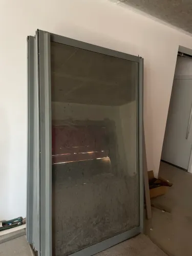 2 Folhas de portas de alumínio 