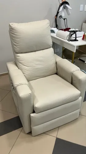 Poltrona reclinável