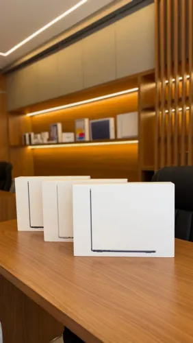 MacBook Air M5 - 512GB 16GB | Midnight - Silver