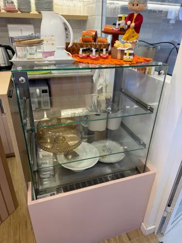 Vendo vitrine refrigerada Vitrine Glass