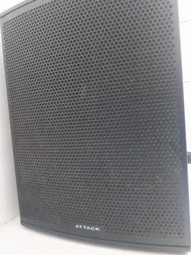 Subwoof ativo vrs 1810a attack