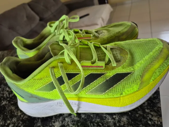 Tênis de corrida ADIDAS