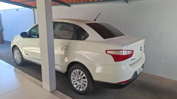 Fiat Grand Siena Essen.sublime 1.6 Flex 2015
