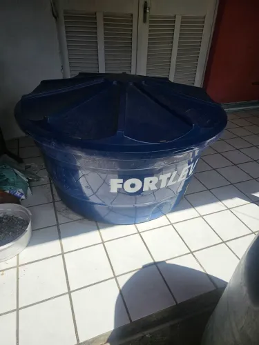 Vendo caixa d?água Fortlev nova, nunca usada