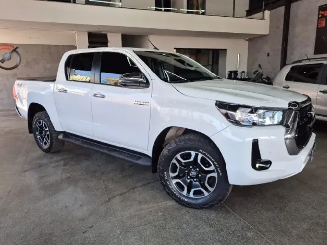 Toyota Hilux CD SRV 4X4 2.8 TDI Diesel Aut. 2022
