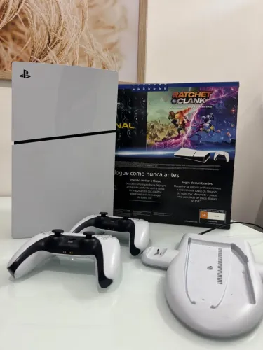 PS5 Slim Digital + 2 Controles + Cooler de resfriamento (Inclui nota fiscal e caixa)