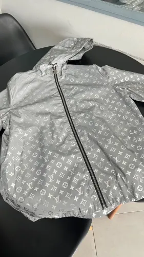 Jaqueta corta vento louis vuitton premium 
