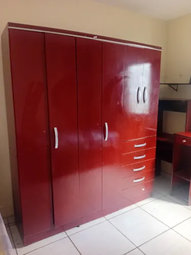 Doação guarda roupa