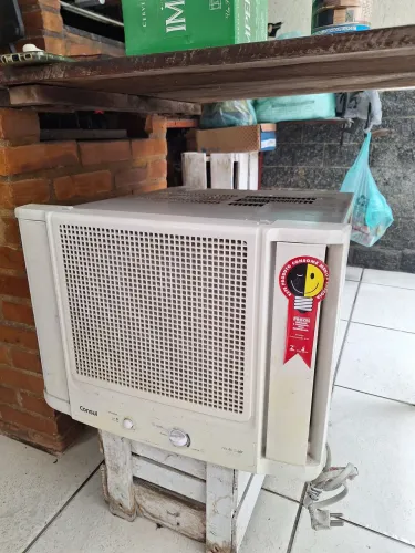Ar condicionado consul - 10.000 btus/127v seminovo - uso de 3 anos
