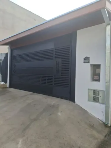 Casa moderna com 2 dormitórios, suíte e 2 vagas Portal de Santa Inês