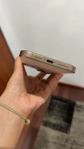 iPhone 16 pro max, Desert, 256gb, bateria acima de 90% SEMINOVO