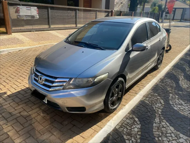 Honda City Sedan DX 1.5 Flex 16V Mec. 2013