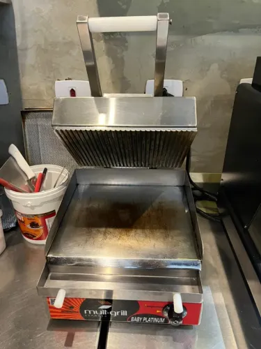 Mult-Grill baby 3200W 220V