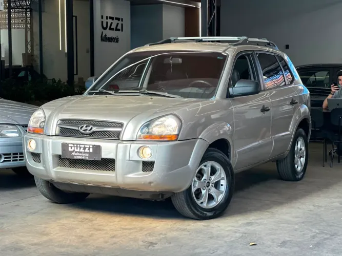 Hyundai Tucson 2.0 16V Mec. 2010