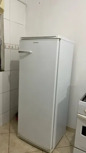 Geladeira Dako