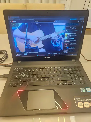 Notebook Samsung Odyssey i5 7th - 8Gb Ram - GTX 1050 - 250Gb SSD e HD500GB