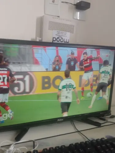 Vendo TV Philco 24 polegadas em perfeito estado