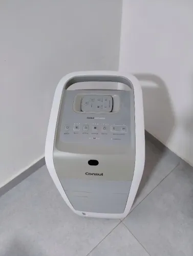 Climatizador Consul com função aquecer