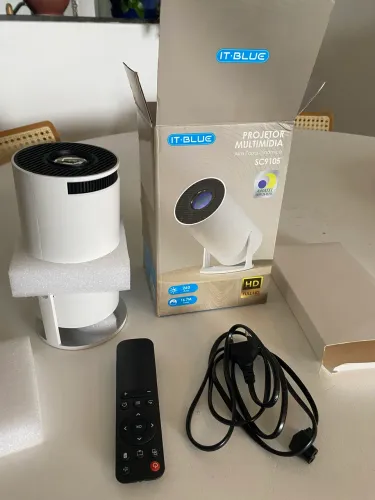 Projetor Multimídia IT Blue novo na caixa