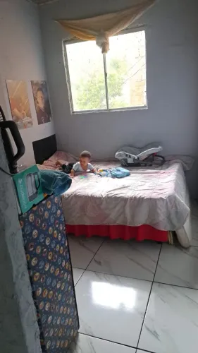 Vendo casa ou troco por moto ou dinheiro de volta